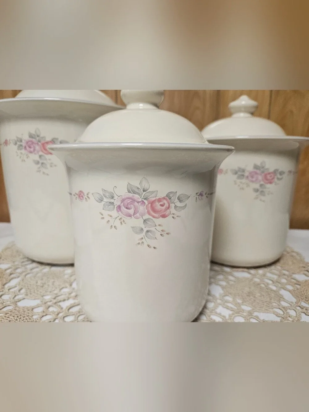 Pfaltzgraff Trousseau 3 Piece Canister Set W/ Lids Vintage USA Floral Stoneware
